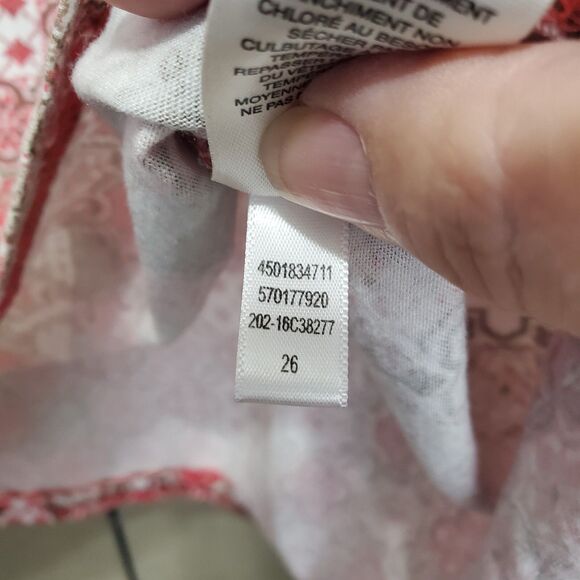 Chico's Cotton/Modal Patchwork Embellished Split Neck 3/4 Sleeve Blouse Sz 3(XL) - Picture 8 of 8